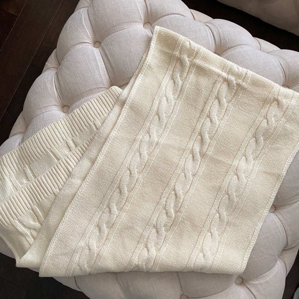 NWT J.Crew cable knit scarf